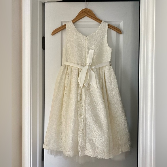 Girls Formal Dress Size 10 - Picture 5 of 7